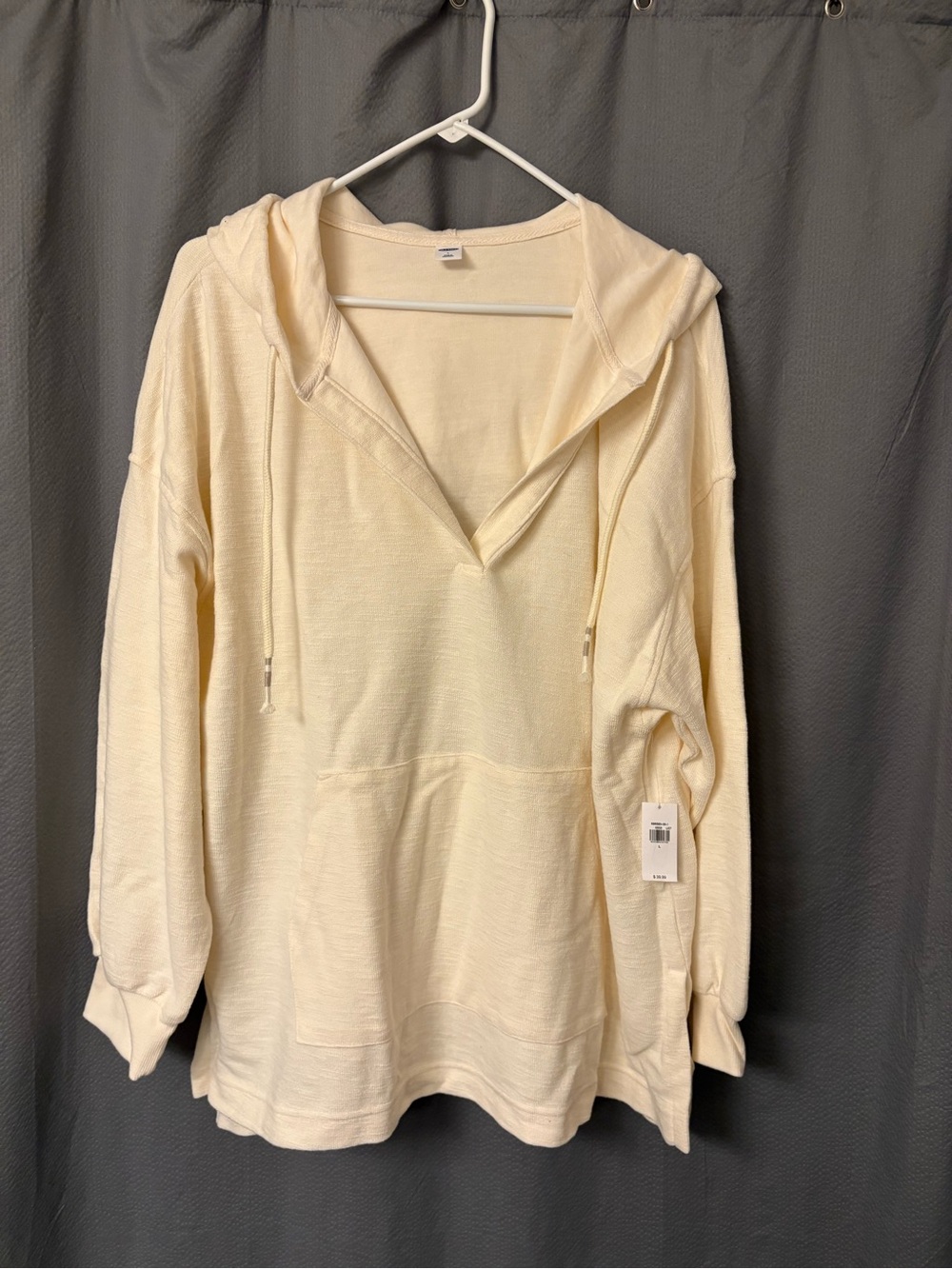 Old Navy Cream Hooded Pullover Sweatshirt